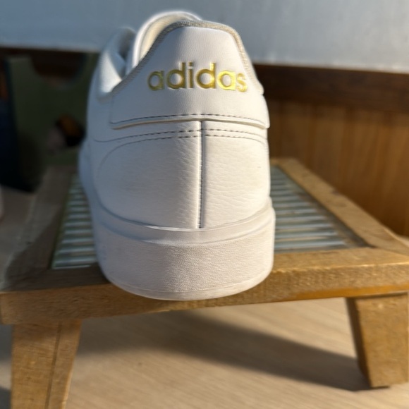 Adidas Women’s Grand Court 2.0 Shoes Size 10 - Picture 6 of 12